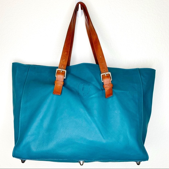 Pittards Soho Carryall Leather Tote Bag in Celeste - Picture 2 of 15